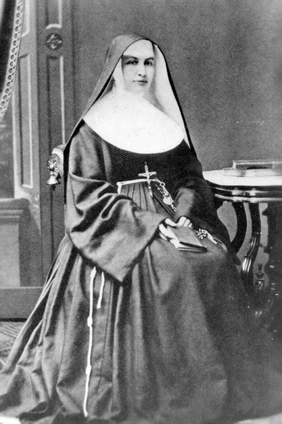 MARIANNE COPE
