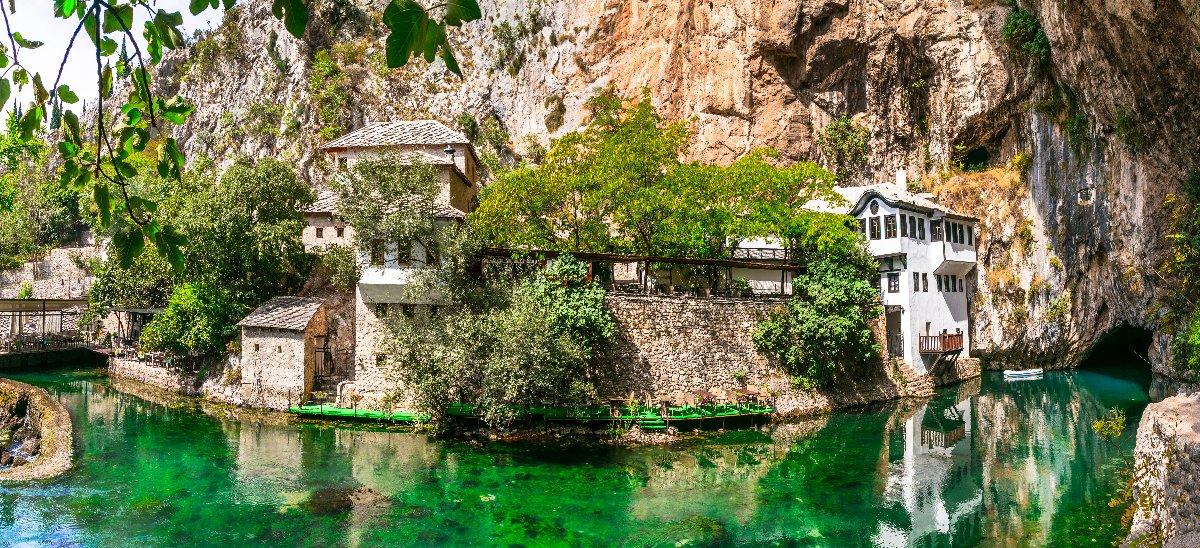 BLAGAJ TEKIJA