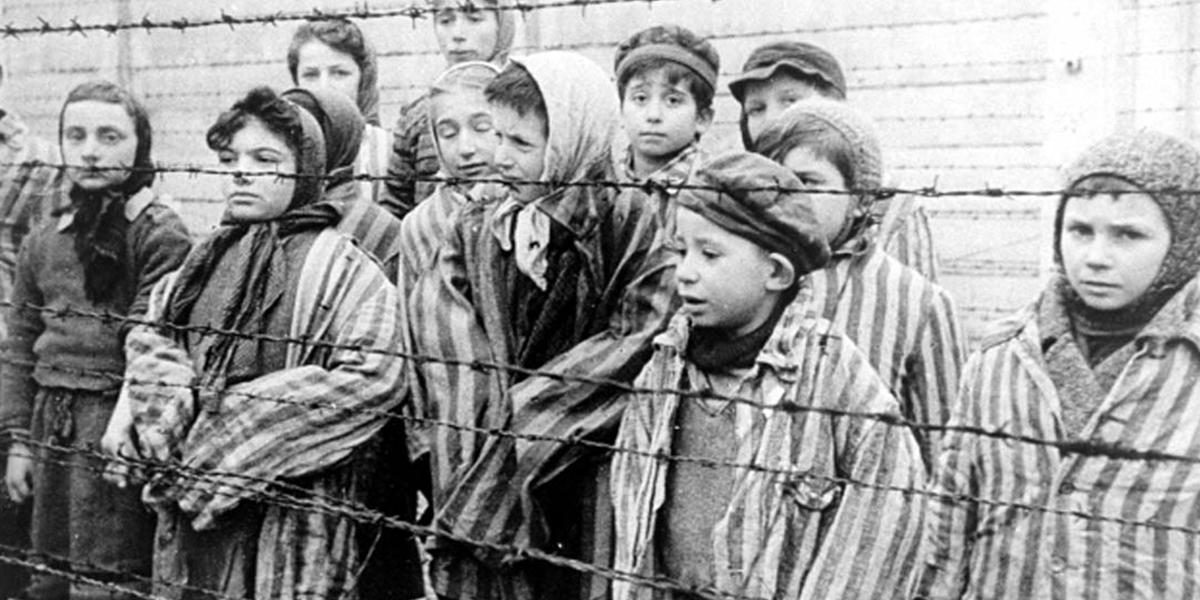 AUSCHWITZ, OBÓZ