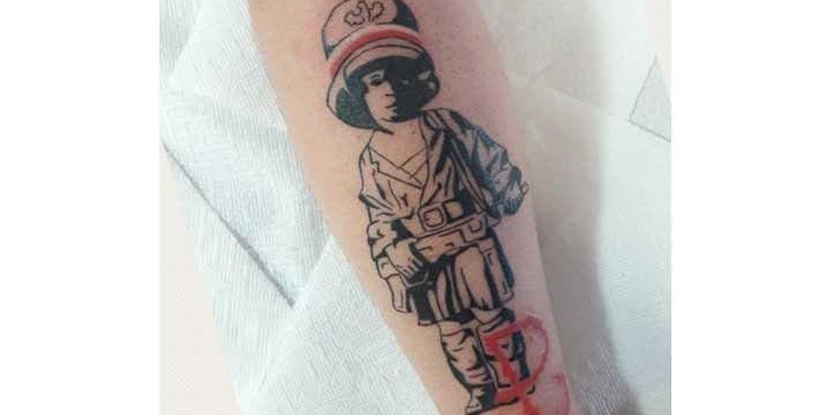 {"rendered":"[GALERIA] Tatua\u017cysta, kt\u00f3ry odmawia wykonania diab\u0142a na ramieniu"}