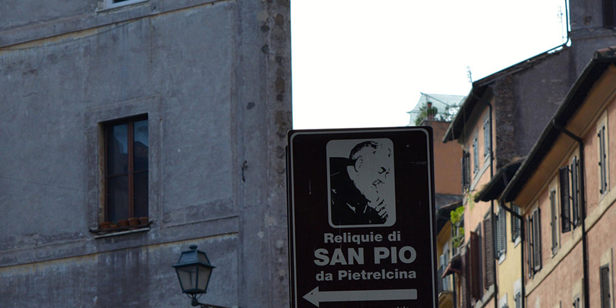 san-salvatore-in-lauro-el-hogar-del-padre-pio-en-roma-8828