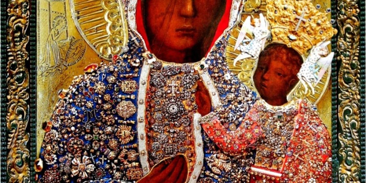 Sukienki Matki Bożej Częstochowskiej [GALERIA]