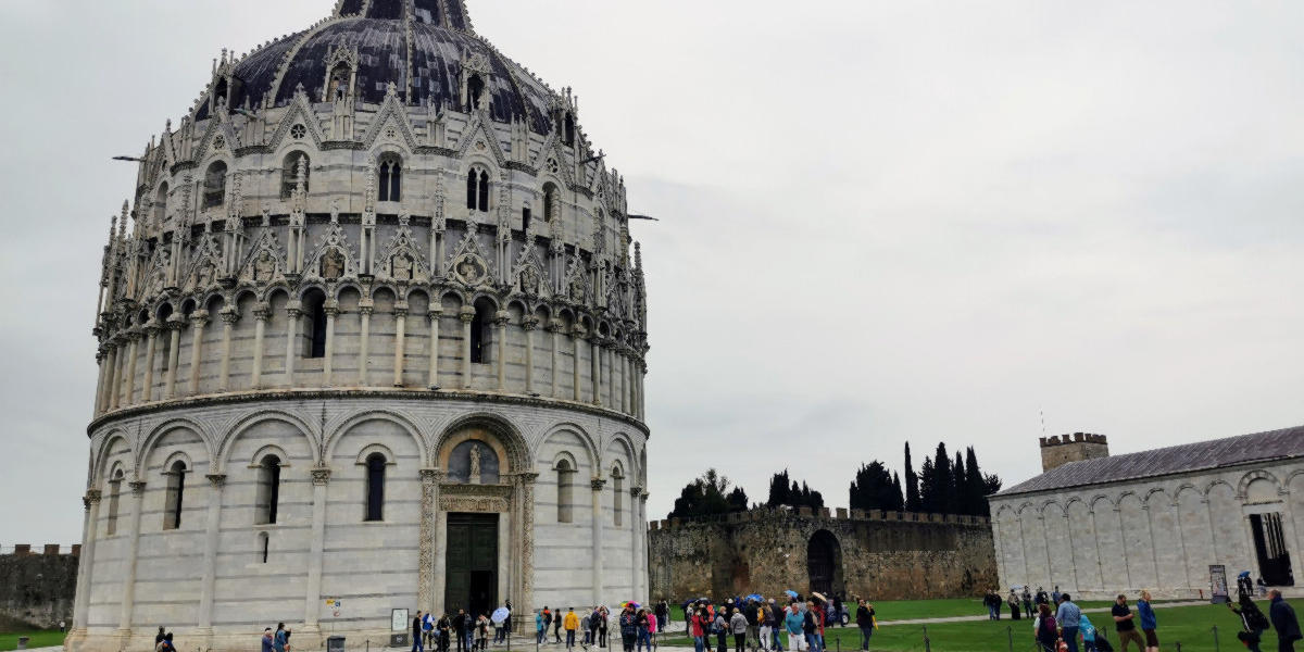 Baptisterio de san Juan Bautista en Pisa