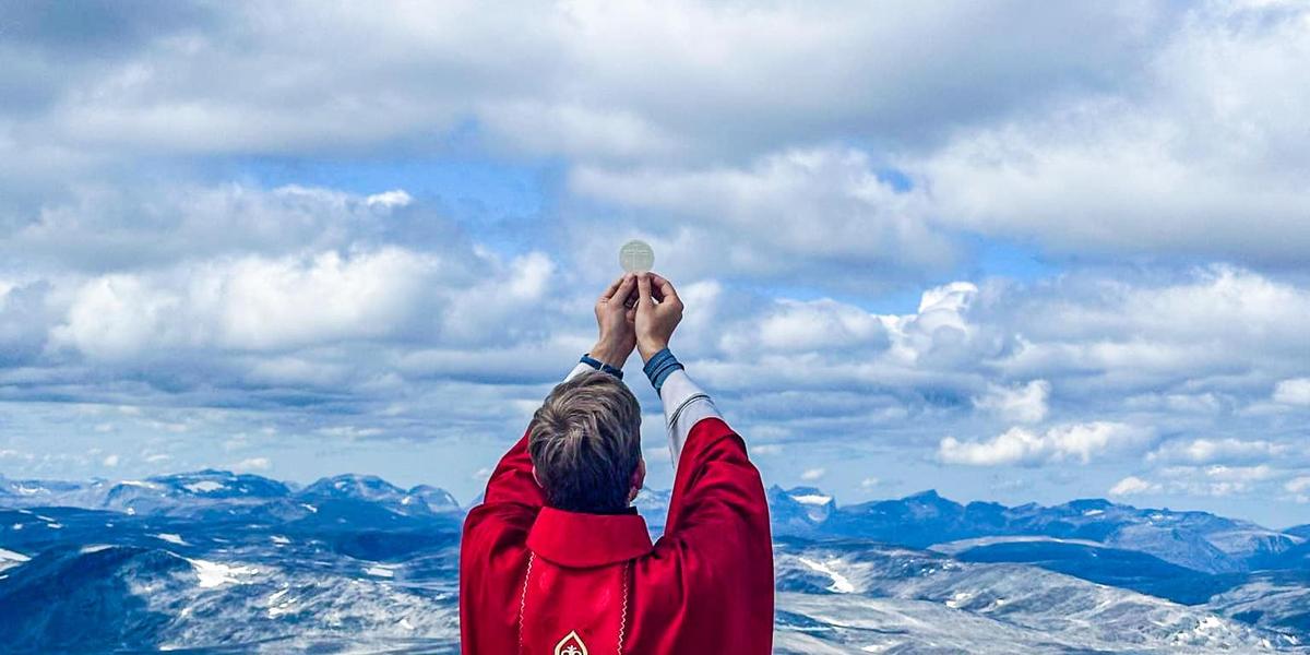 [GALERIA] Msza to otwarte niebo. Ci młodzi doświadczyli tego namacalnie