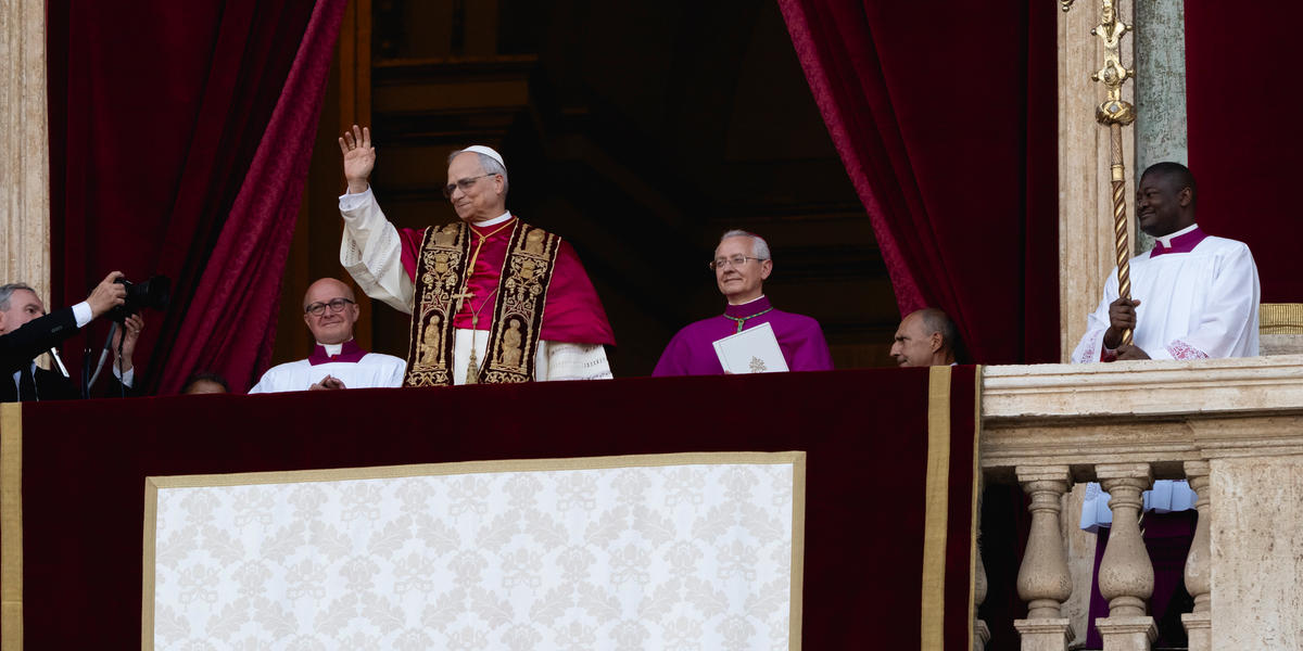 El momento histórico en que el mundo conoció al Papa León XIV