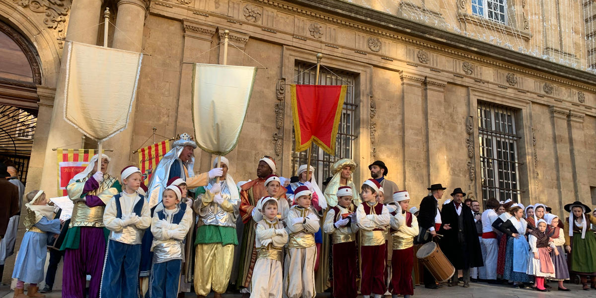 {"rendered":"\u00c0 Aix-en-Provence, la Marche des Rois s\u2019\u00e9lance au rythme de ses traditions"}
