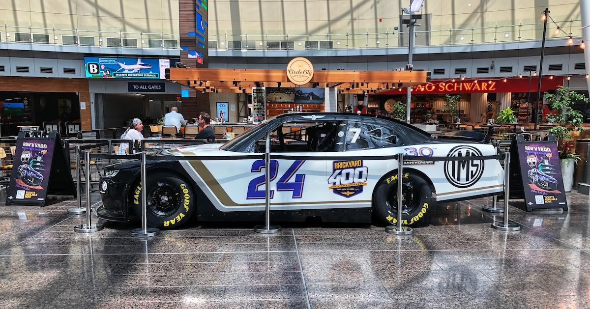 race car Indy 500