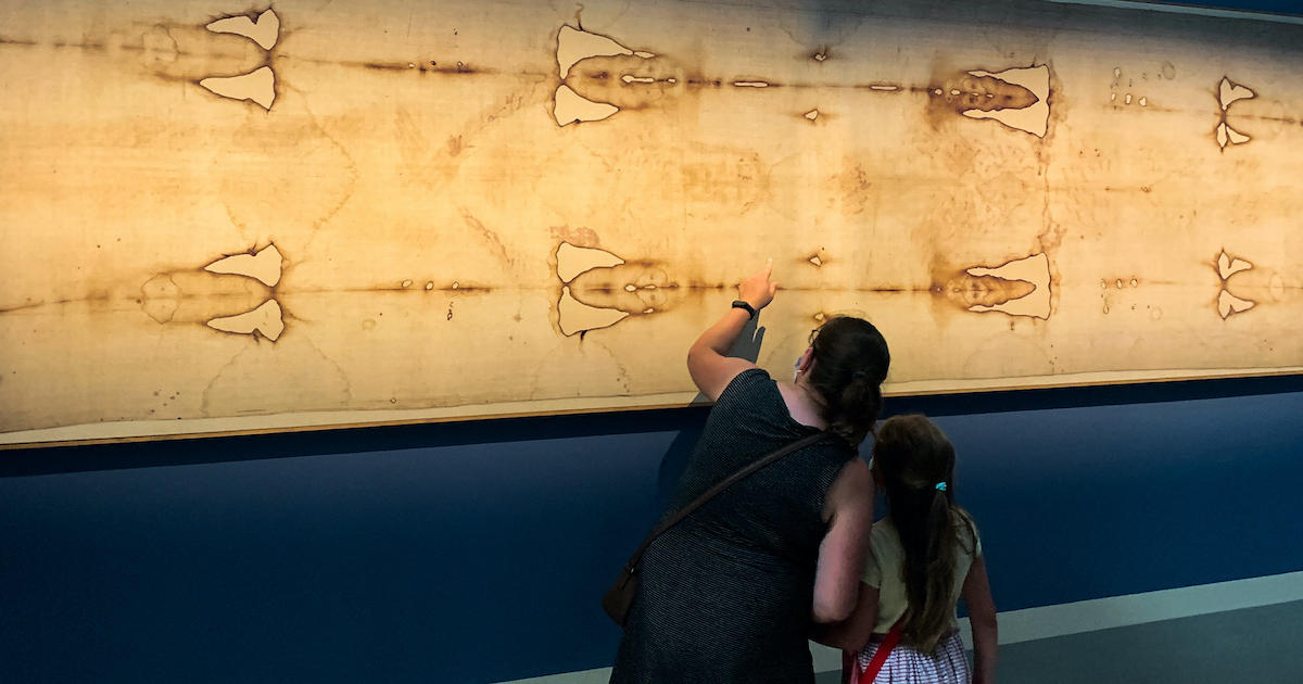SHROUD-OF-TURIN-REPLICA.jpg