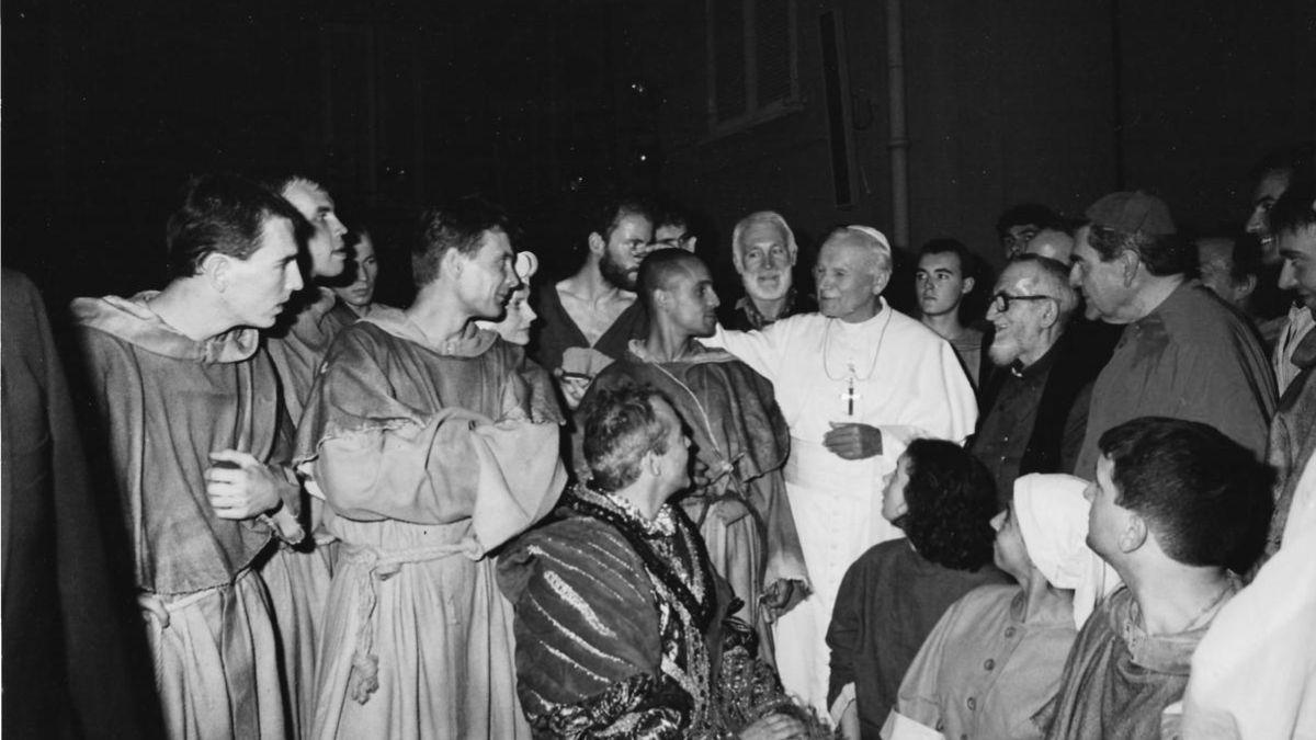djamel guesmi, jean Paul II, théâtre