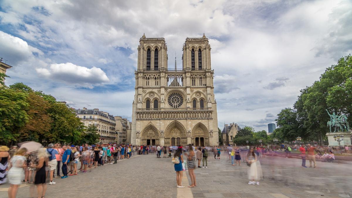notre dame; cathedral