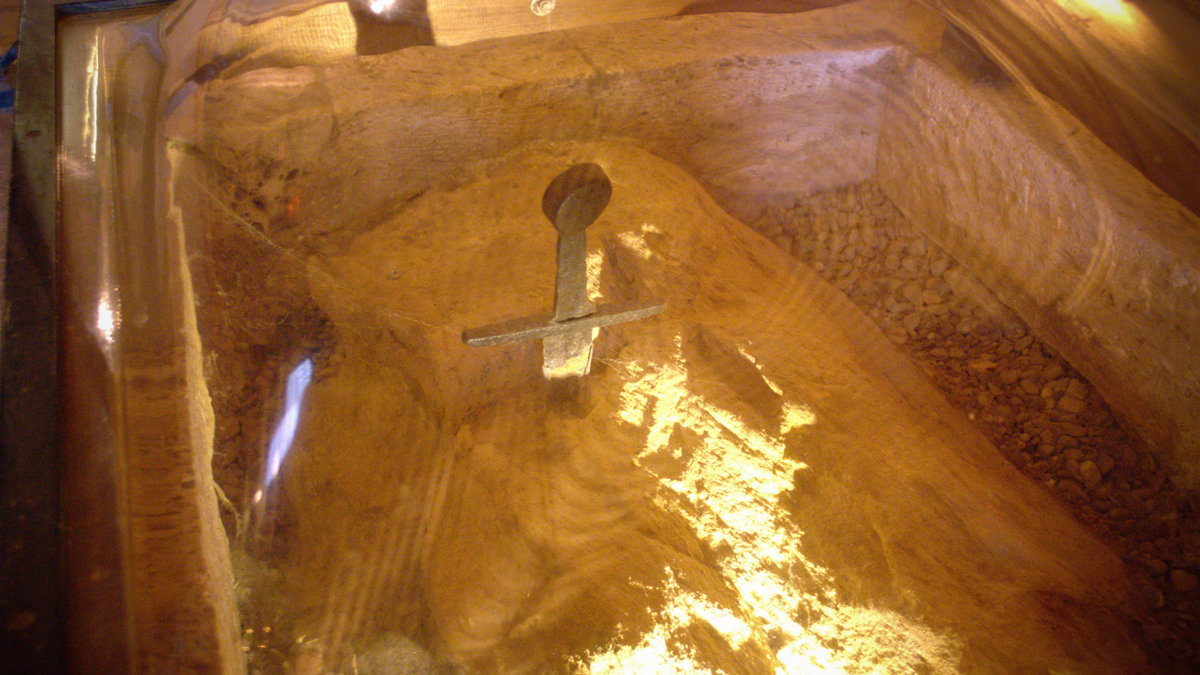 web-the-real-sword-in-the-stone-fry_theonly-cc
