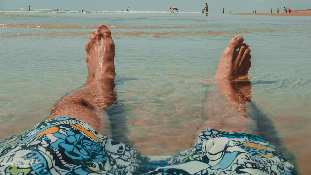 WEB_PLAŻA_MORZE_TURYSTA_WAKACJE_Pexels_CC0