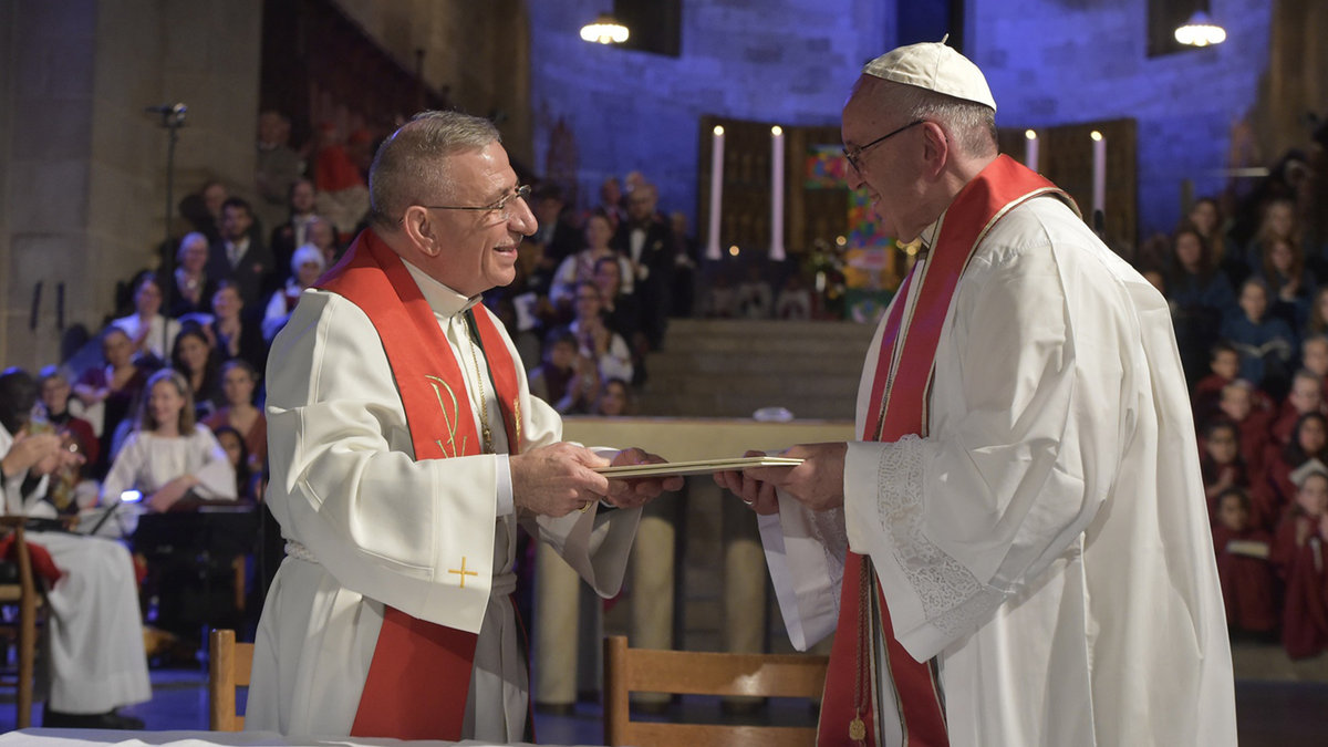 web-papiez-franciszek-szwecja-luteranie-reformacja-afp-photo-osservatore-romano