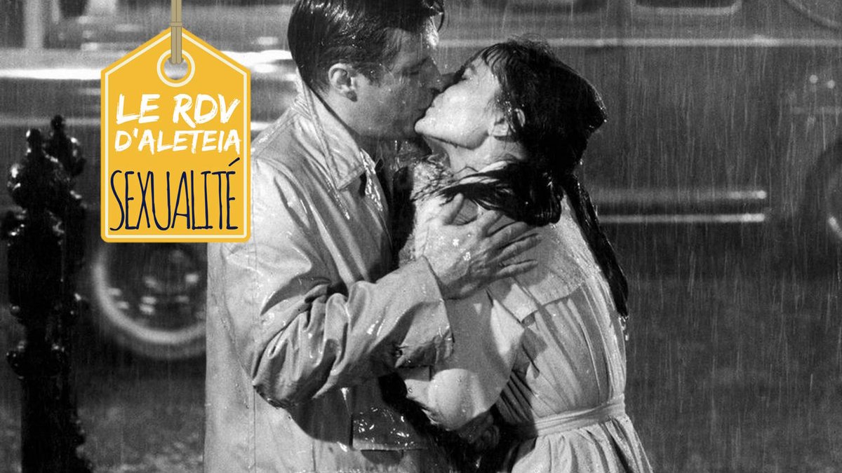ss-120207-famous-kisses-breakfast-at-tiffanys-today-ss-slide-desktop