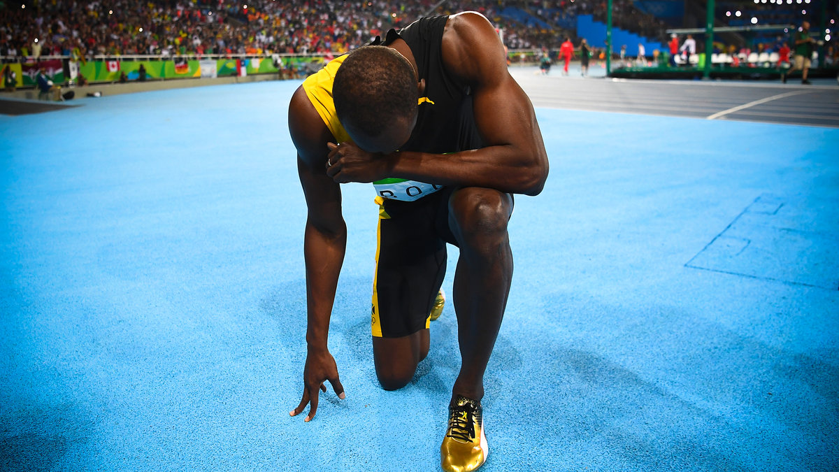web-usain-bolt-olympics-gratitude-prayer-000_eu1ef-frank-fife-via-afp