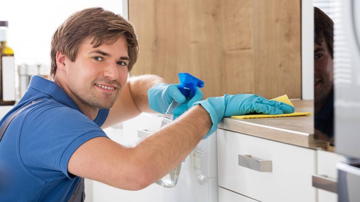 man-washing-clothes1