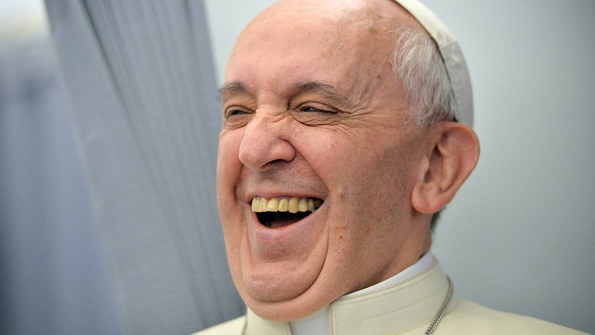 pope-francis-laughing-plane-press-mvd6548753_1-luca-zennaro-pool-afp1
