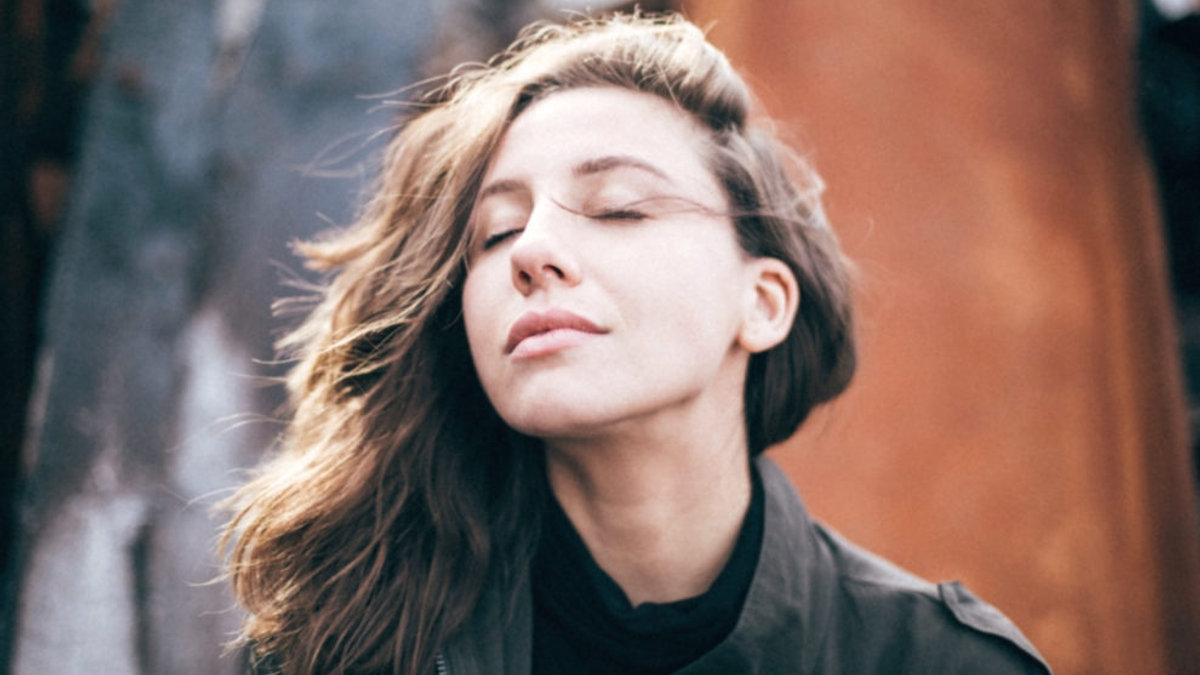 girl eyes closed