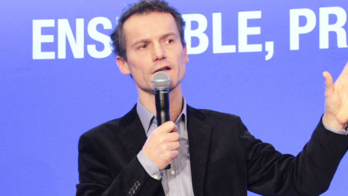 web-france-thibaud-collin-speaking-ump