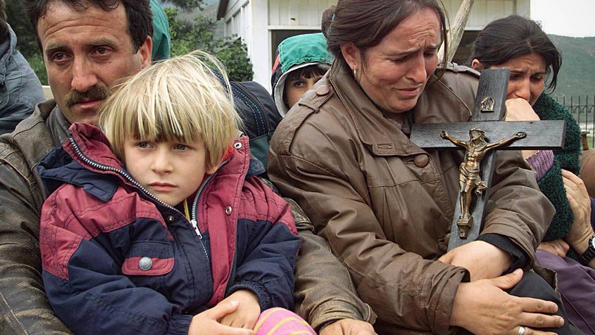 christian-refugee-family-000_sapa990428459480-christophe-simon-afp