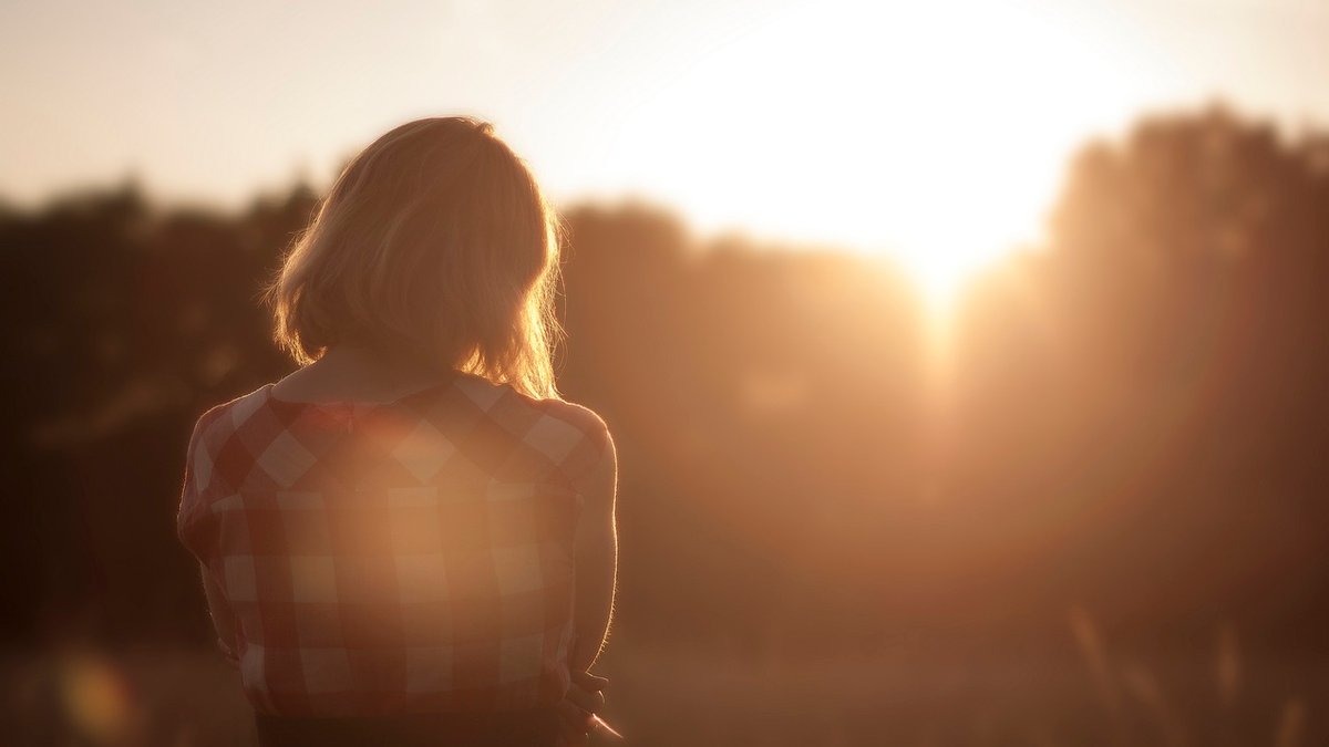 dawn-nature-sunset-woman