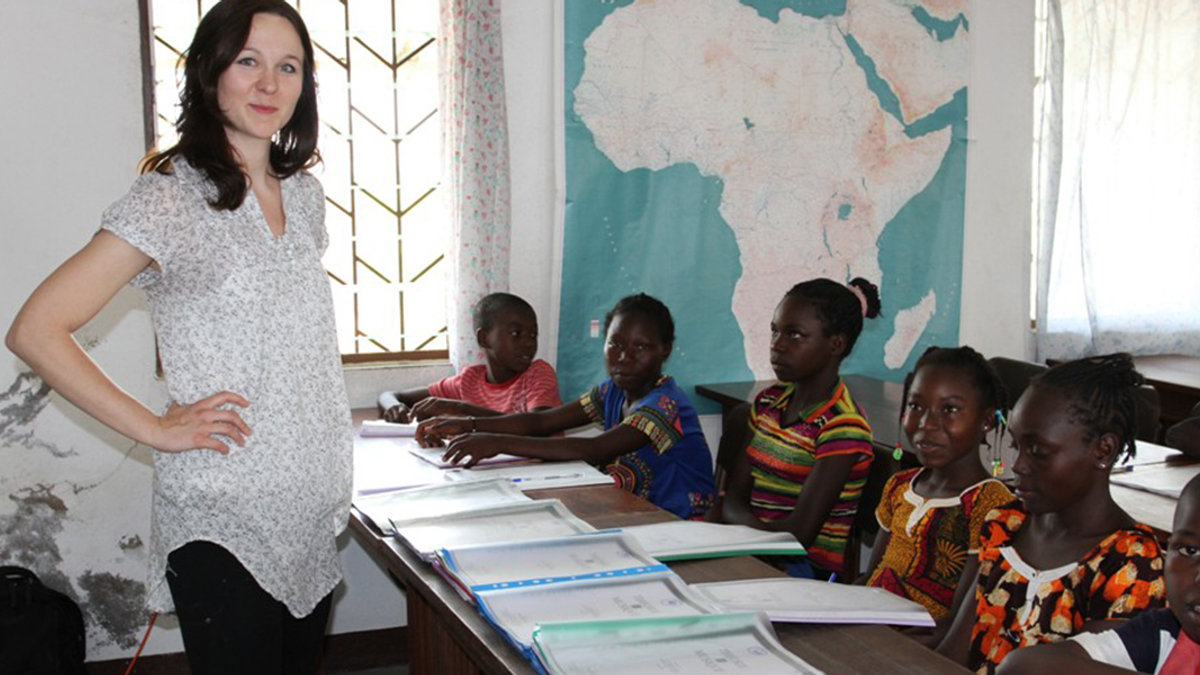 web3-anna-mara-rca-teacher-school-africa-benedykt-pc485czka-ofmcap