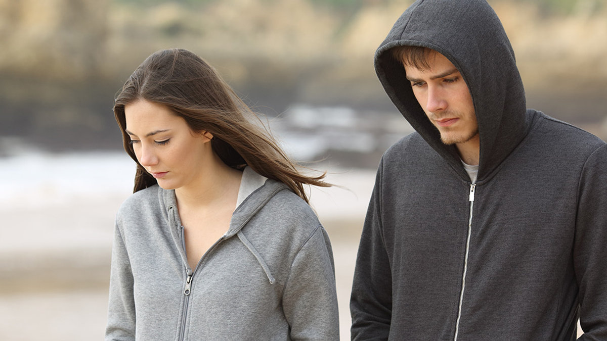 WEB3-COUPLE-PROBLEMS-Shutterstock_370490444- Antonio Guillem-AI
