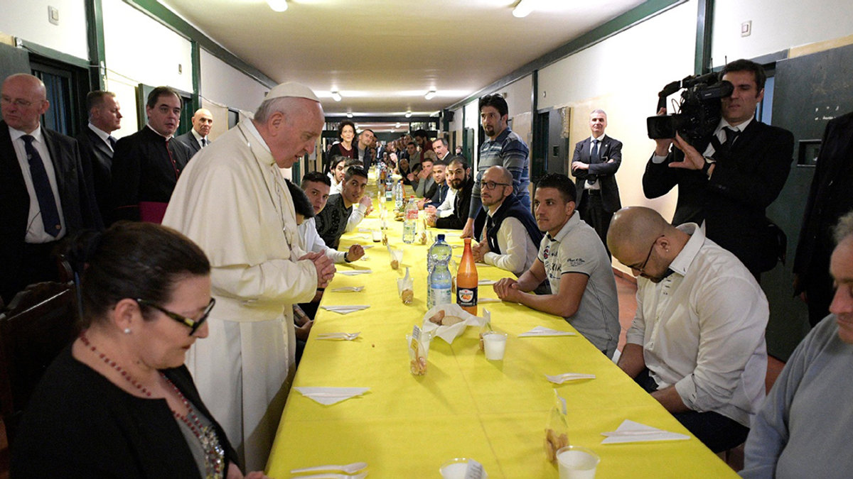 web3-pope-francis-prisoners-prison-milan-afp-east-news