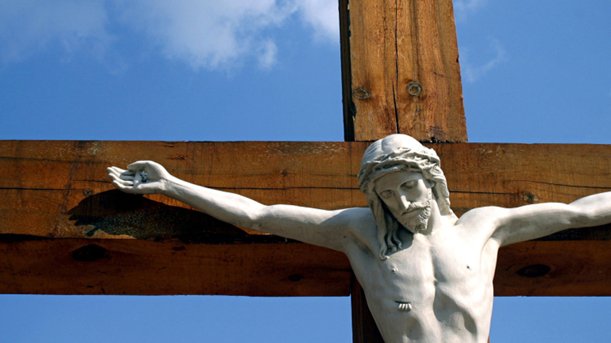 hero_web-crucifix-cross-jesus-robert-v-cc