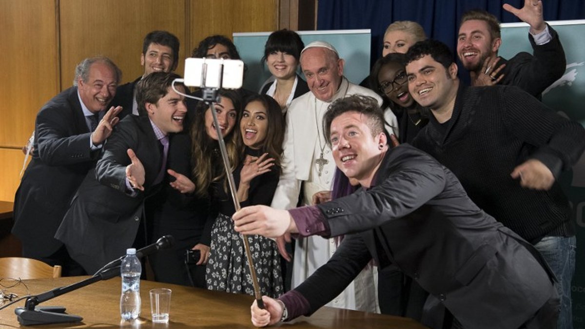VATICAN-POPE-SCHOLAS-FOUNDATION-CELEBRITIES