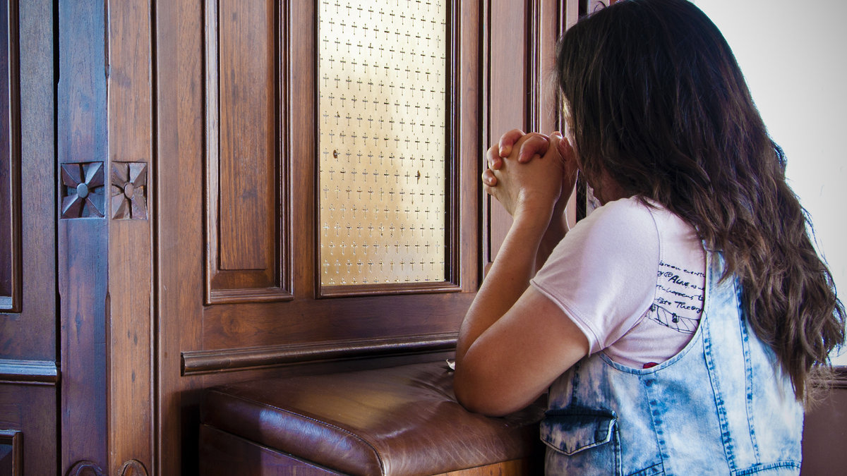 WEB-YOUNG-PERSON-CONFESSION-ravipat-Shutterstock_177374549