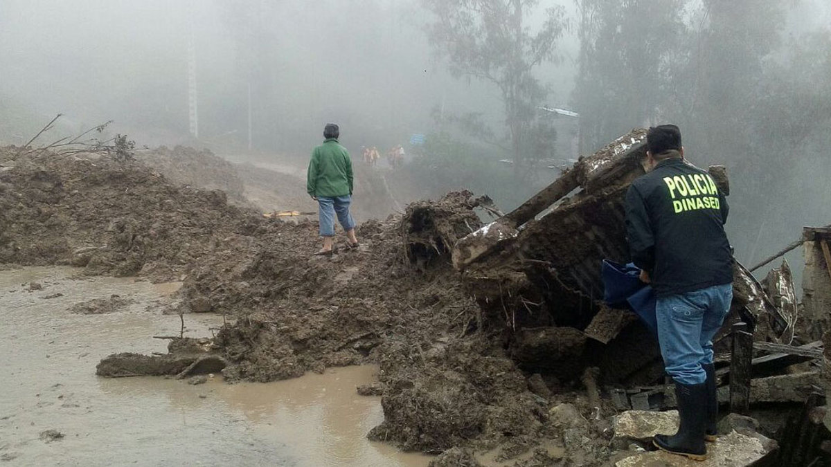 WEB3-ECUADOR-FLOOD-MUD-Twitter @MinInteriorEc