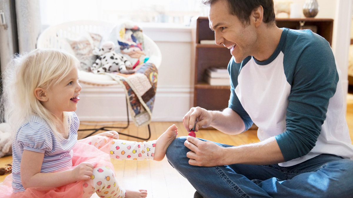 web3-father-daughter-love-fun-hero-images-getty-images