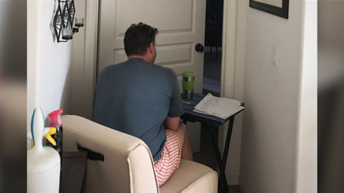 web3-man-chair-waiting-company-for-wife-cancer-jon-newman-california-marci-mackenna-newman-twitter