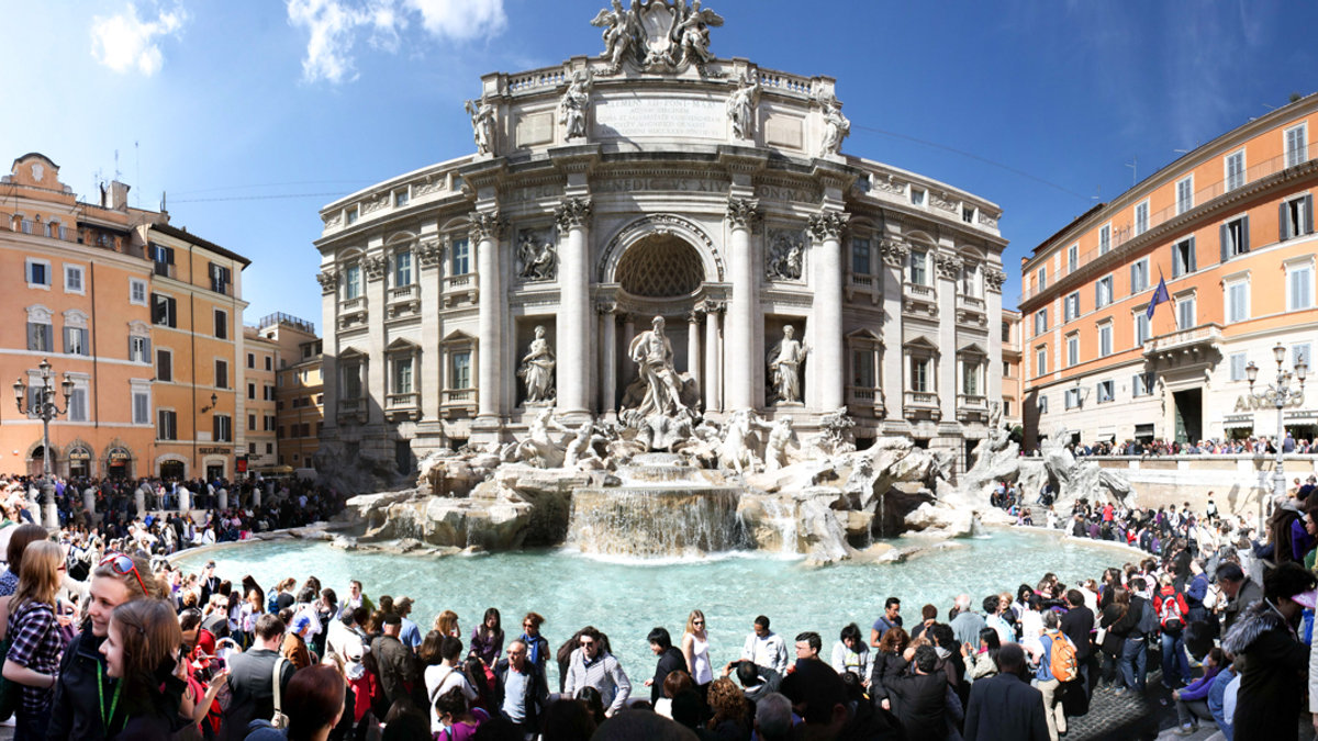 WEB3 TREVI FOUNTAIN CROWD Roncoa CC 4501149492_661d1a6fa5_o_(1)