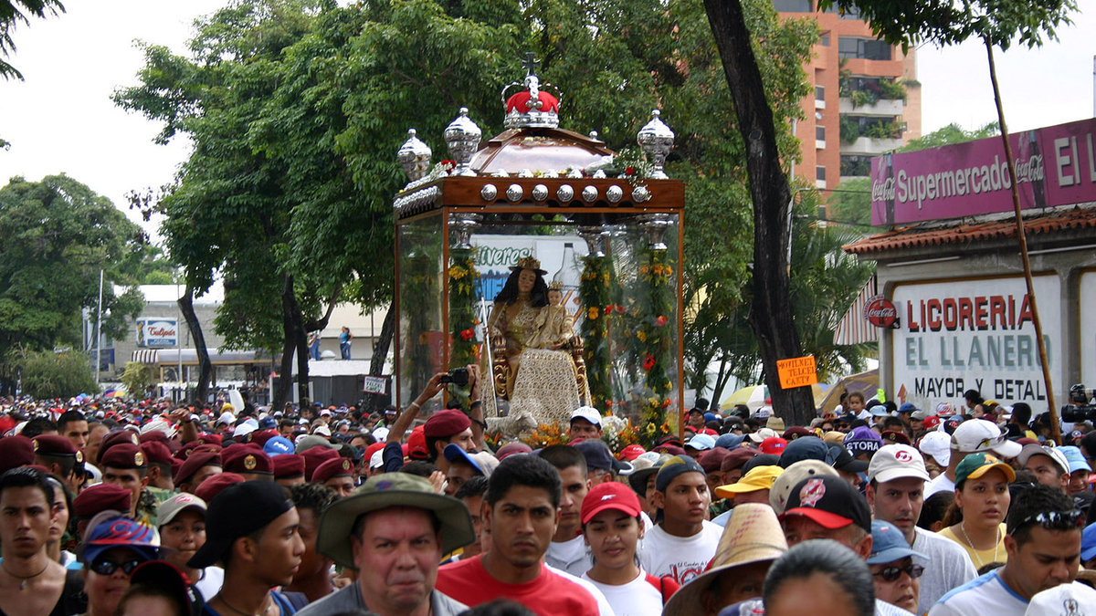web-barquisimeto-divina-pastora-venezuela-barquisimeto-ciudad-crepuscular-cc.jpg