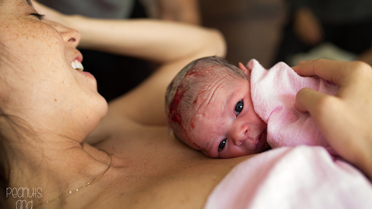 CHILDBIRTH;MOTHERHOOD