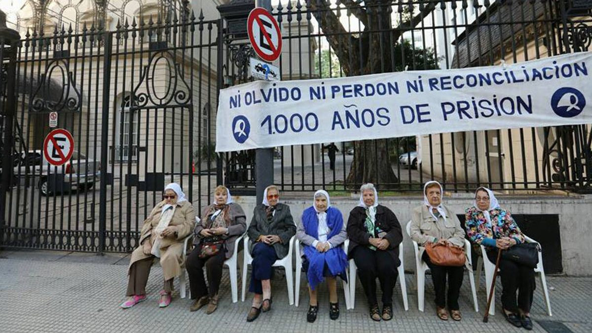 MADRES DE PLAZA DE MAYO