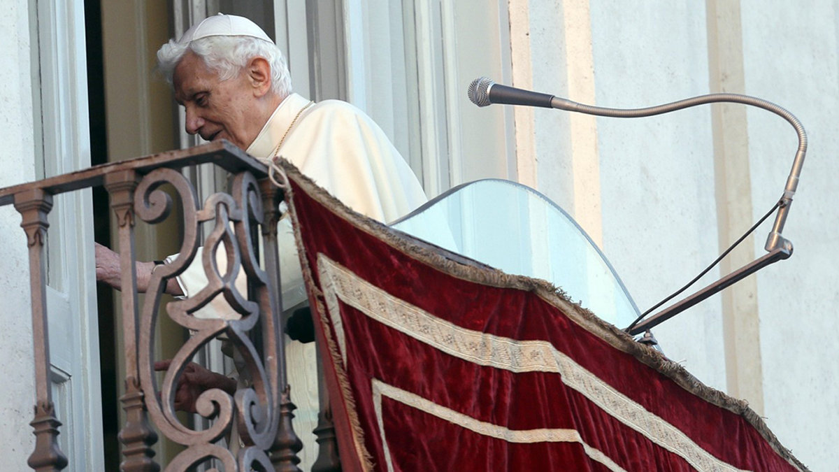 web3-benedict-xvi-pope-ap-fotolink