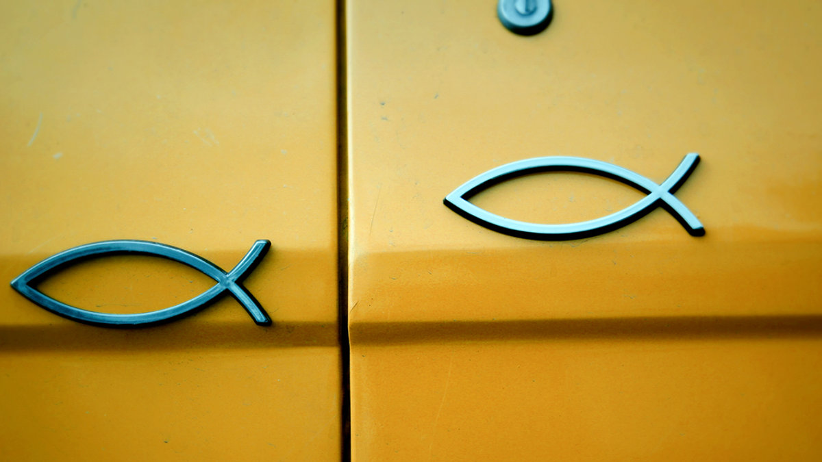 WEB3-CHRISTIAN-FISH-SYMBOL-JESUS-CAR-DOOR-Kevin-Jaako-CC