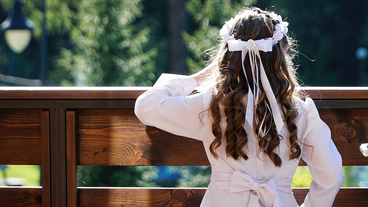 web3-first-communion-girl-sun-white-dress-tomasz-pro-flickr-cc