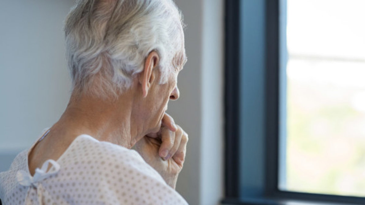 web3-old-man-depressed-hospital-window-shutterstock_620879279-rido-ai