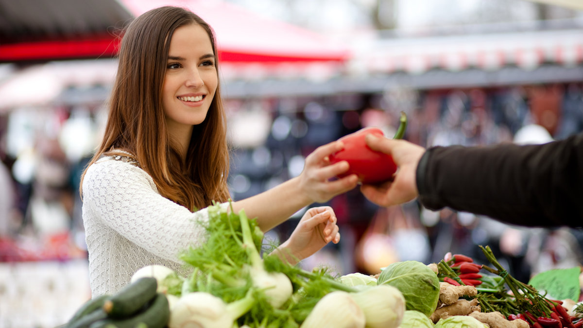 woman buying market