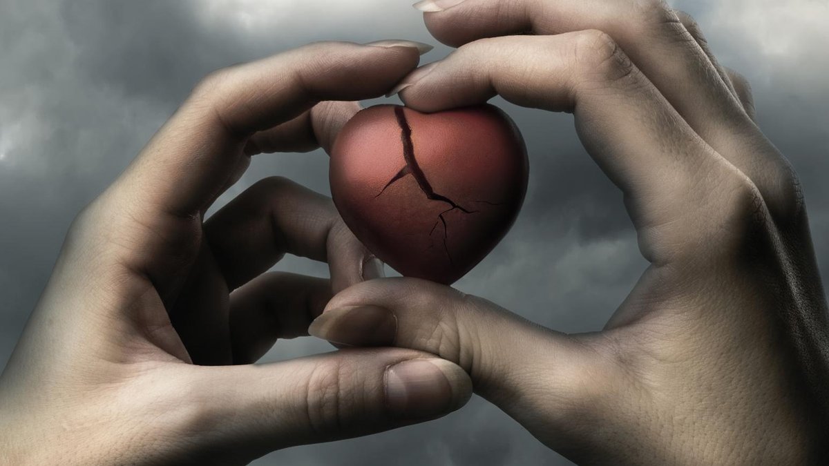 broken_heart_shutterstock_168310352