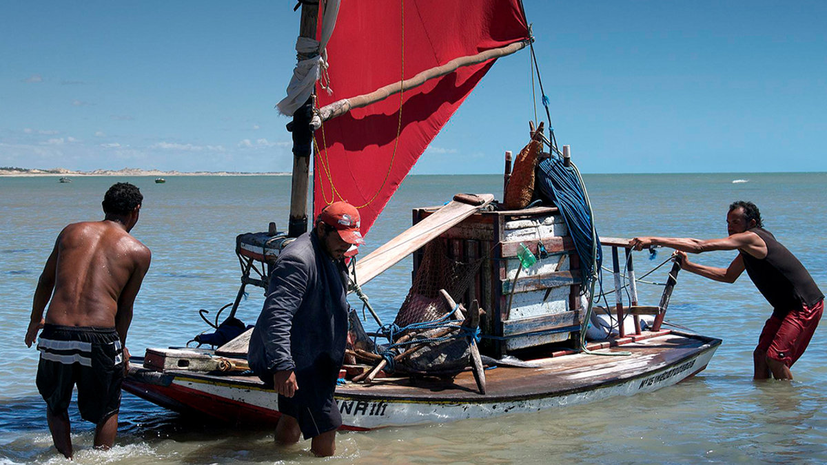 WEB3-ARTISANAL FISHING-BRAZIL-FISHERMEN-BOAT-Otávio Nogueira-CC