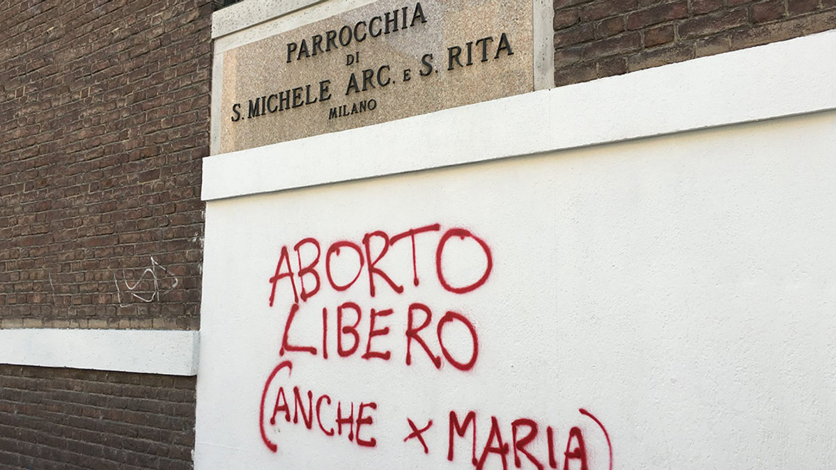WEB3-FR-ANDREA-SAINT-MICHAEL-THE-ARCHANGEL-MILAN-CHURCH-GRAFFITI-ABORTION-Facebook-Parrocchia-san-Michele-Arcangelo-e-Santa-Rita