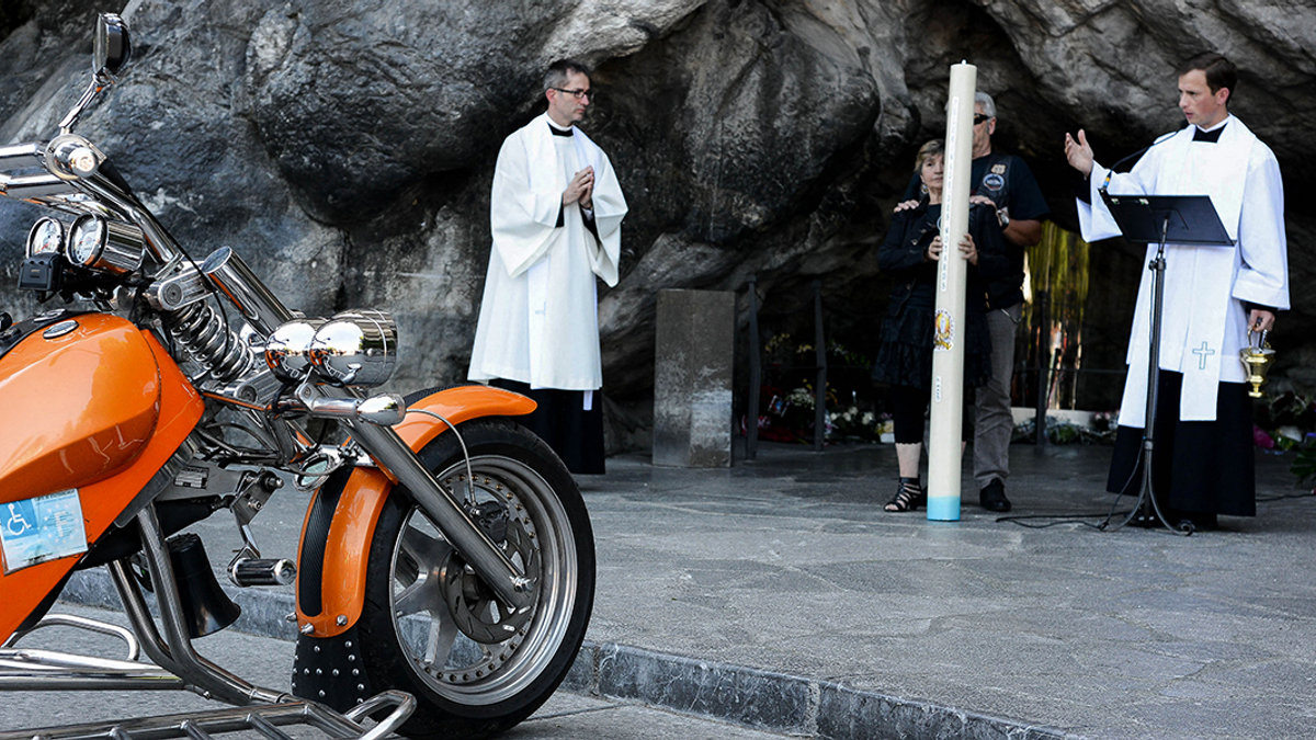 MOTORCYCLE PILGRIMAGE TO LOURDES