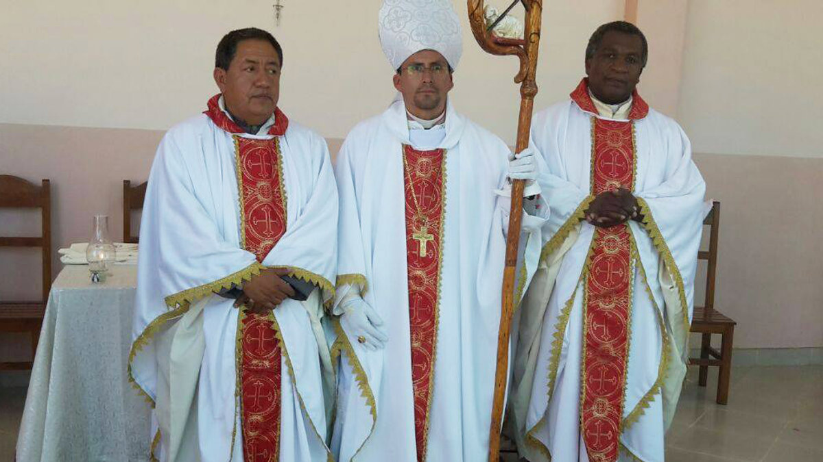 FALSE CHURCH