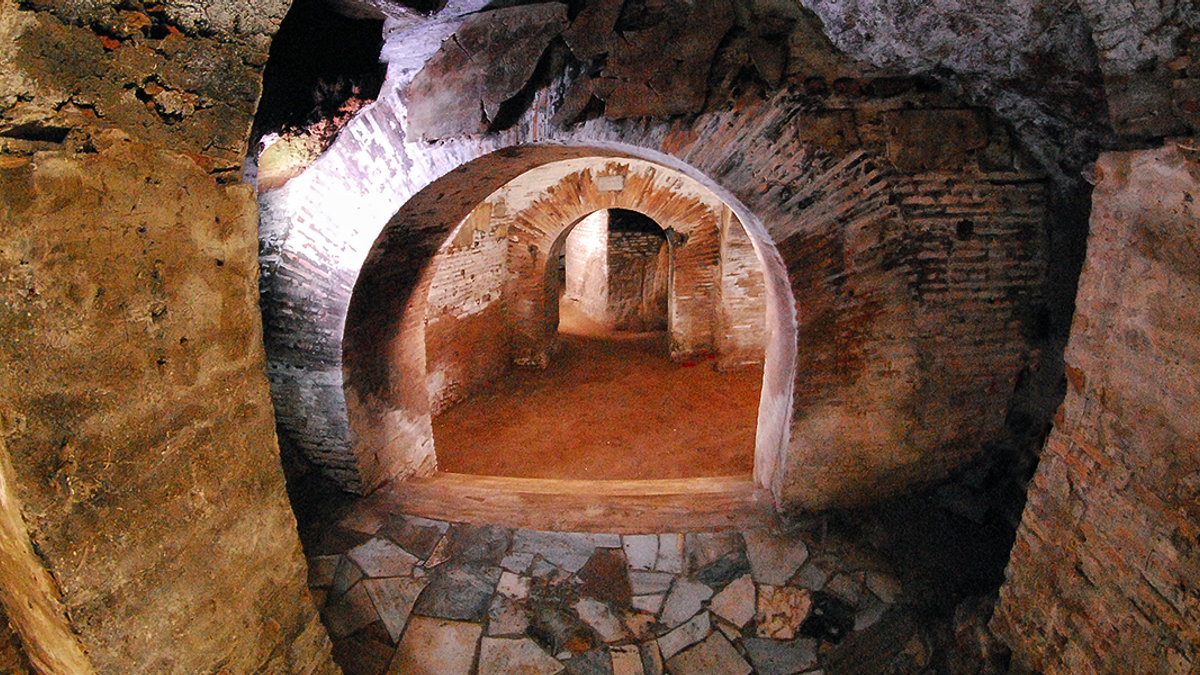 CATACOMBS ROME
