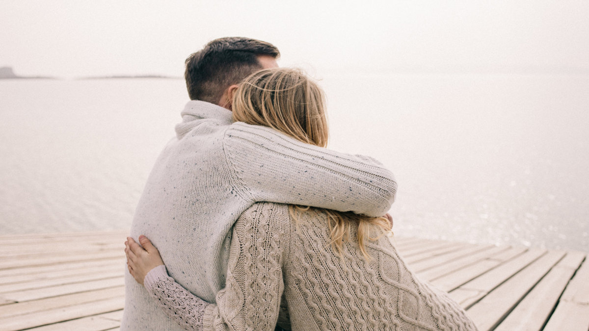couple hugging